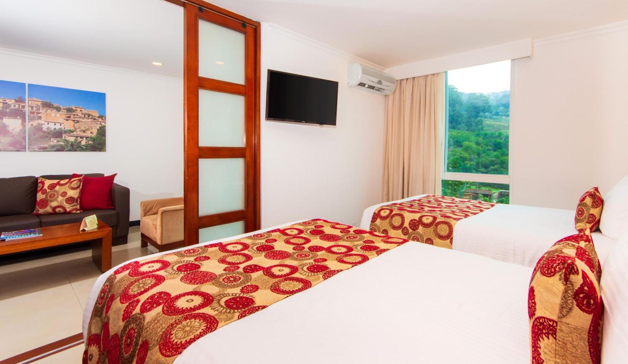 The Morgana Poblado Suites Hotel Medellín Habitación foto