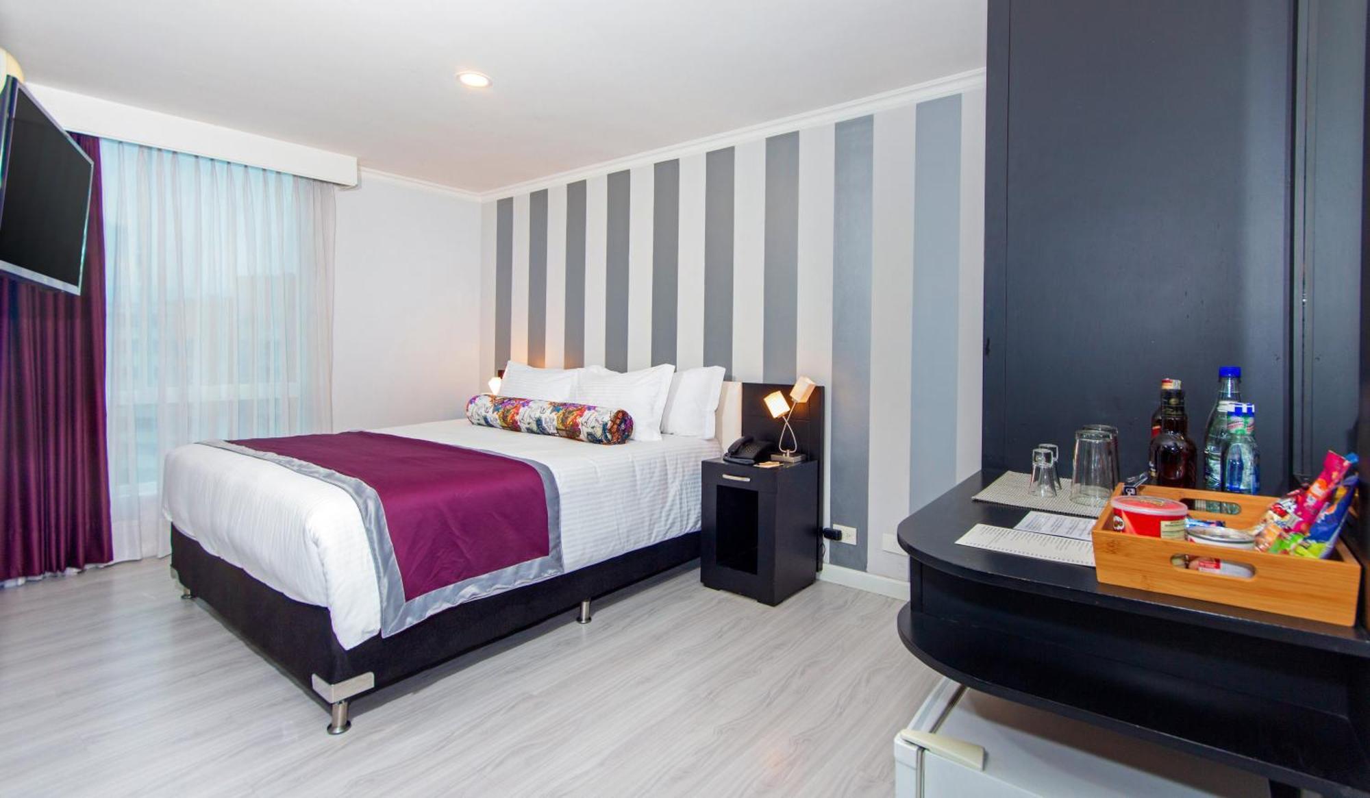 The Morgana Poblado Suites Hotel Medellín Habitación foto